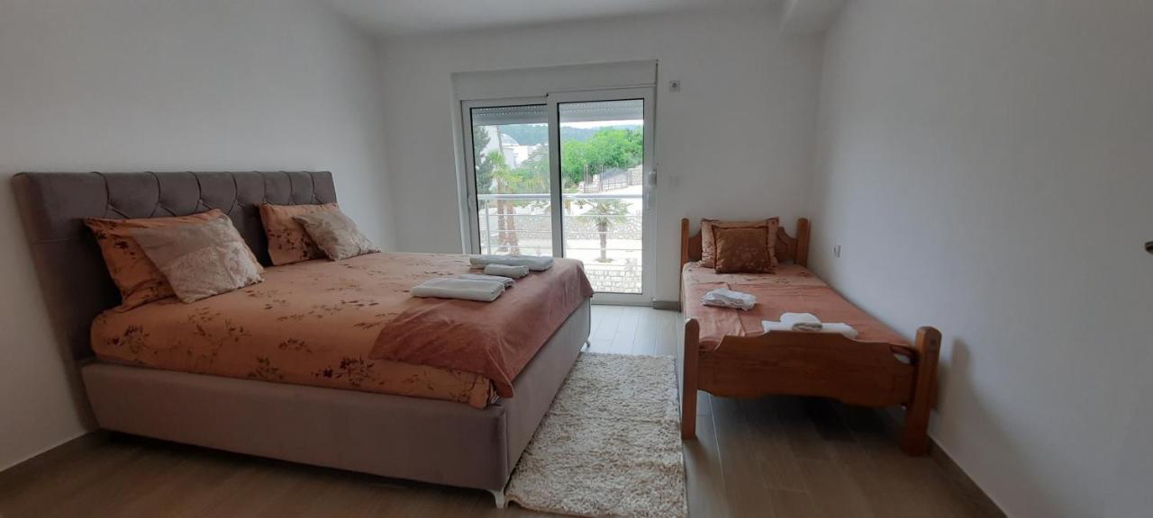 Studio Apartments Jupo Ulcinj Exteriör bild