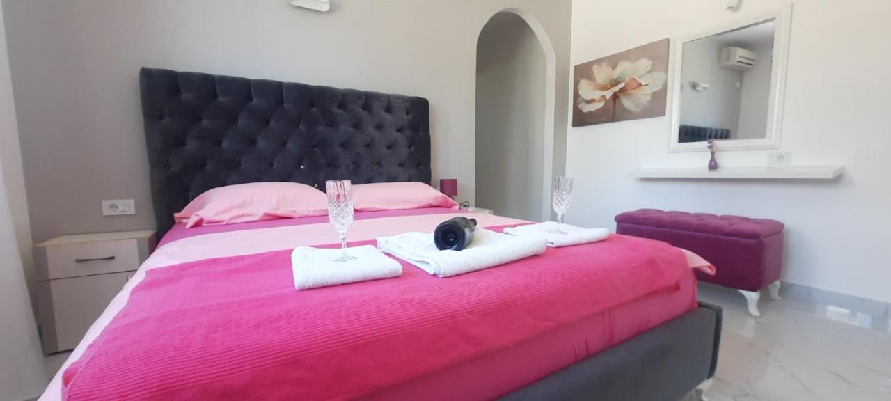 Studio Apartments Jupo Ulcinj Exteriör bild